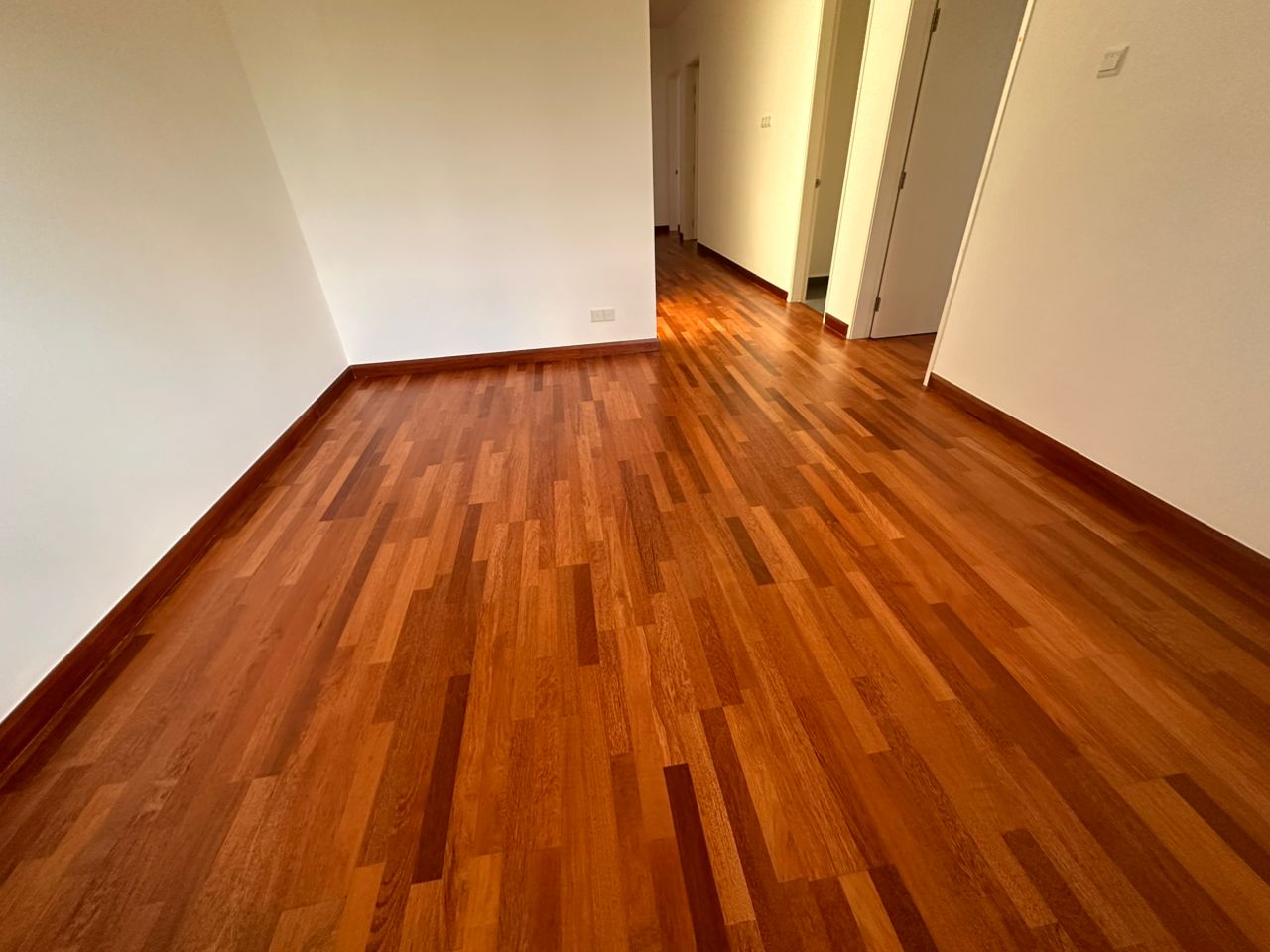 Timber and Wooden Floor Polish (15)