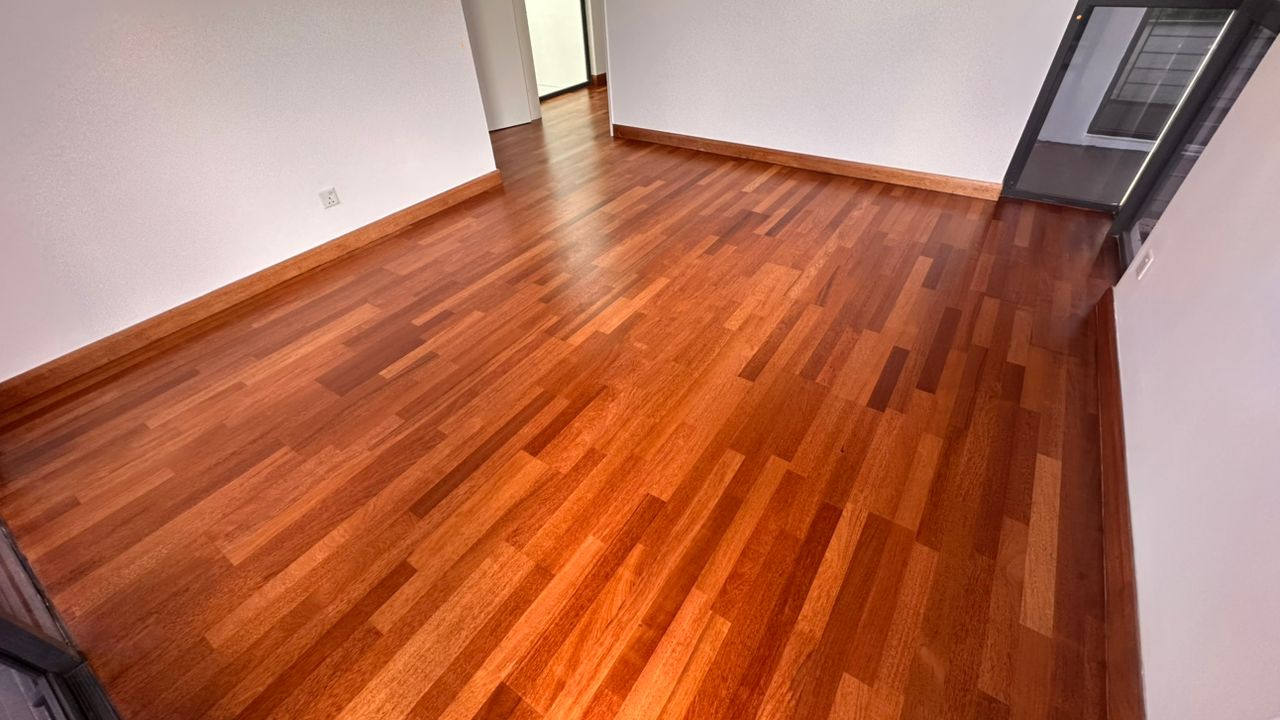 Timber and Wooden Floor Polish (17)