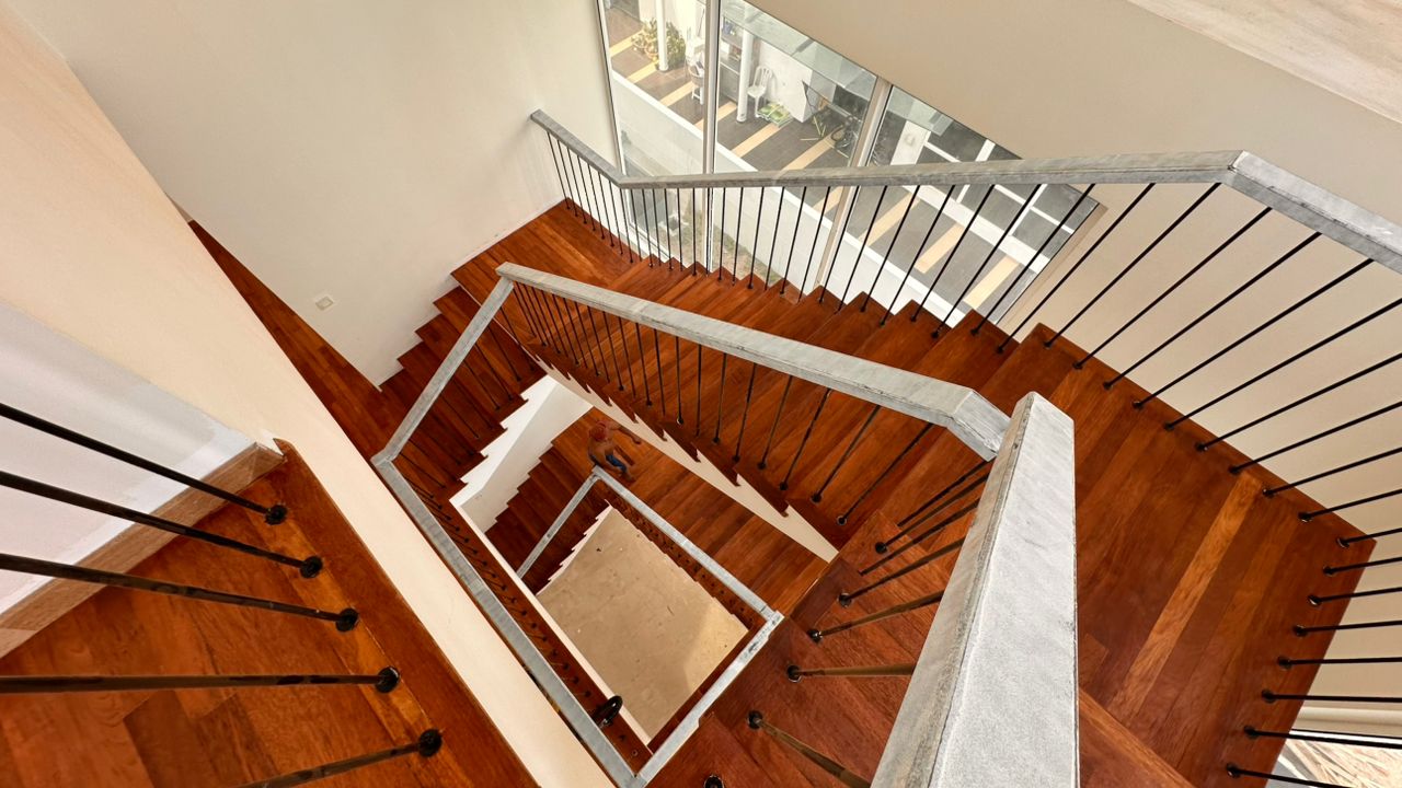 Timber and Wooden Floor Polish (9)