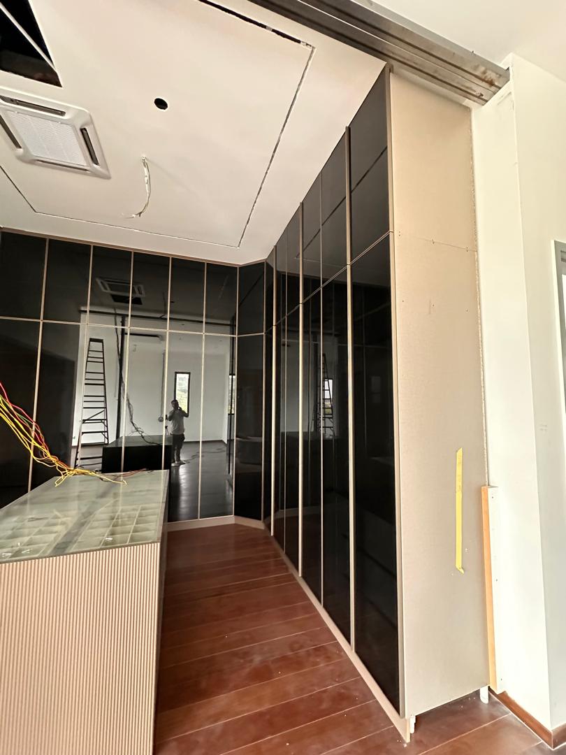 Kitchen Cabinet Wardrobe