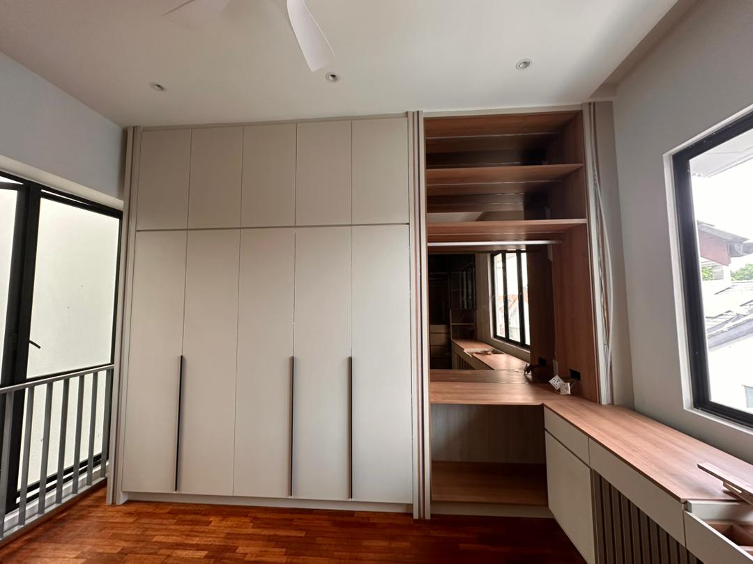 Kitchen Cabinet Wardrobe
