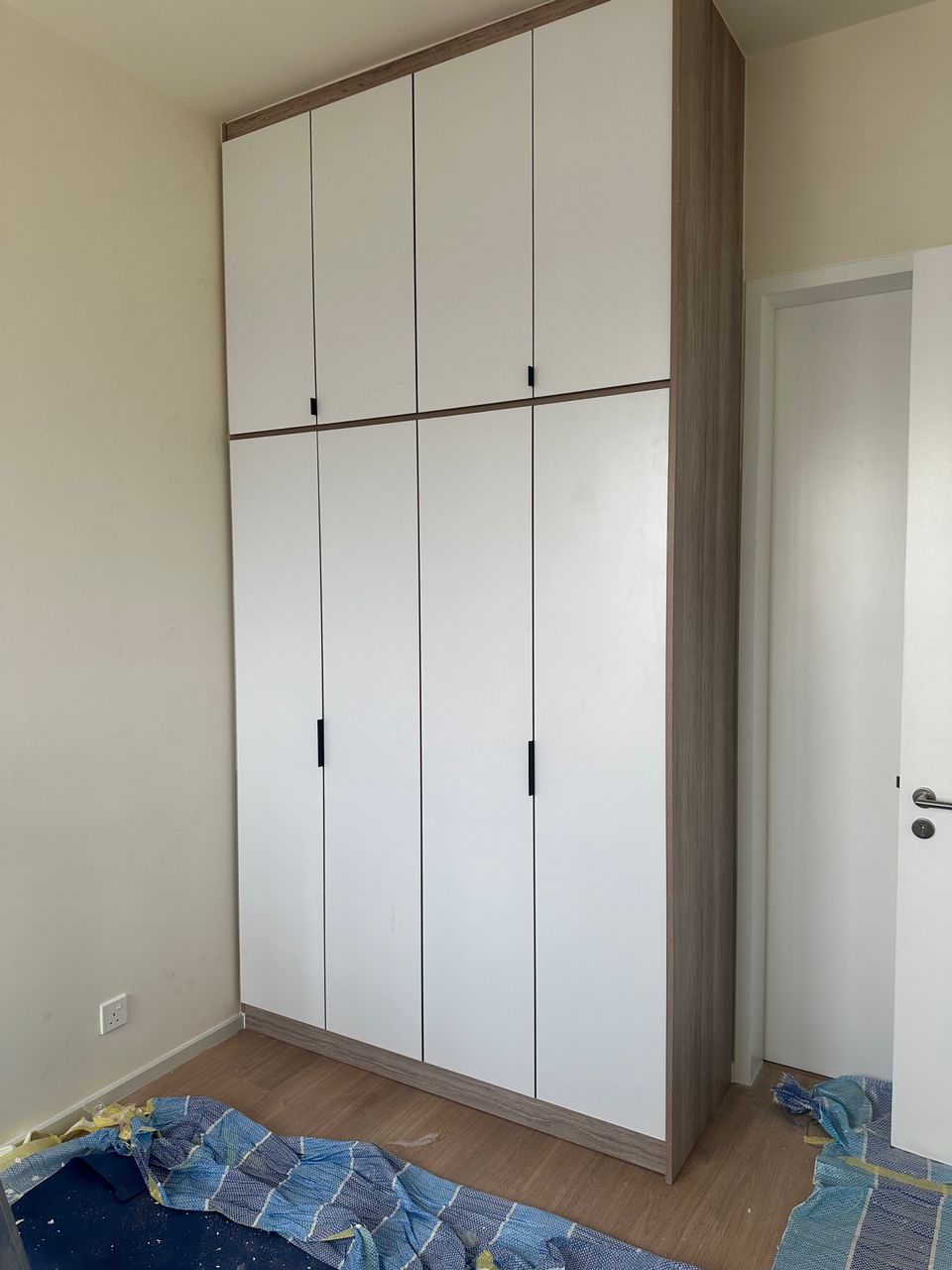Kitchen Cabinet Wardrobe
